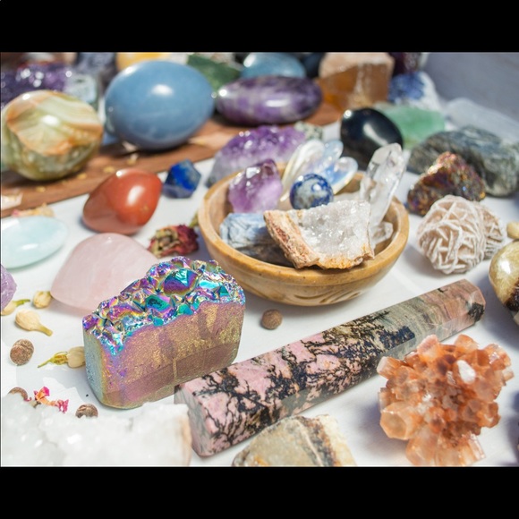 Crystal Mystery Box - Picture 4 of 9